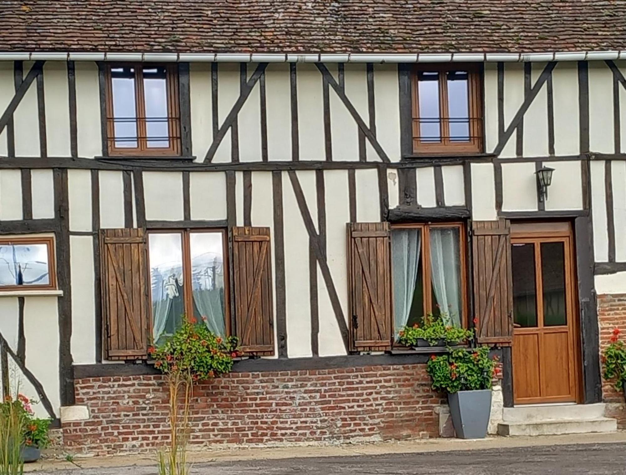 La Ferme Des Aristochats Blicourt Exterior photo